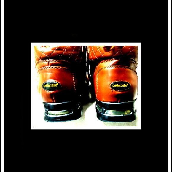 New One Of A Kind PellePelle Boots Packed With Extras